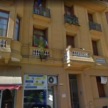 Chambres Dans Guest House Centre Ville Menton Exterior photo